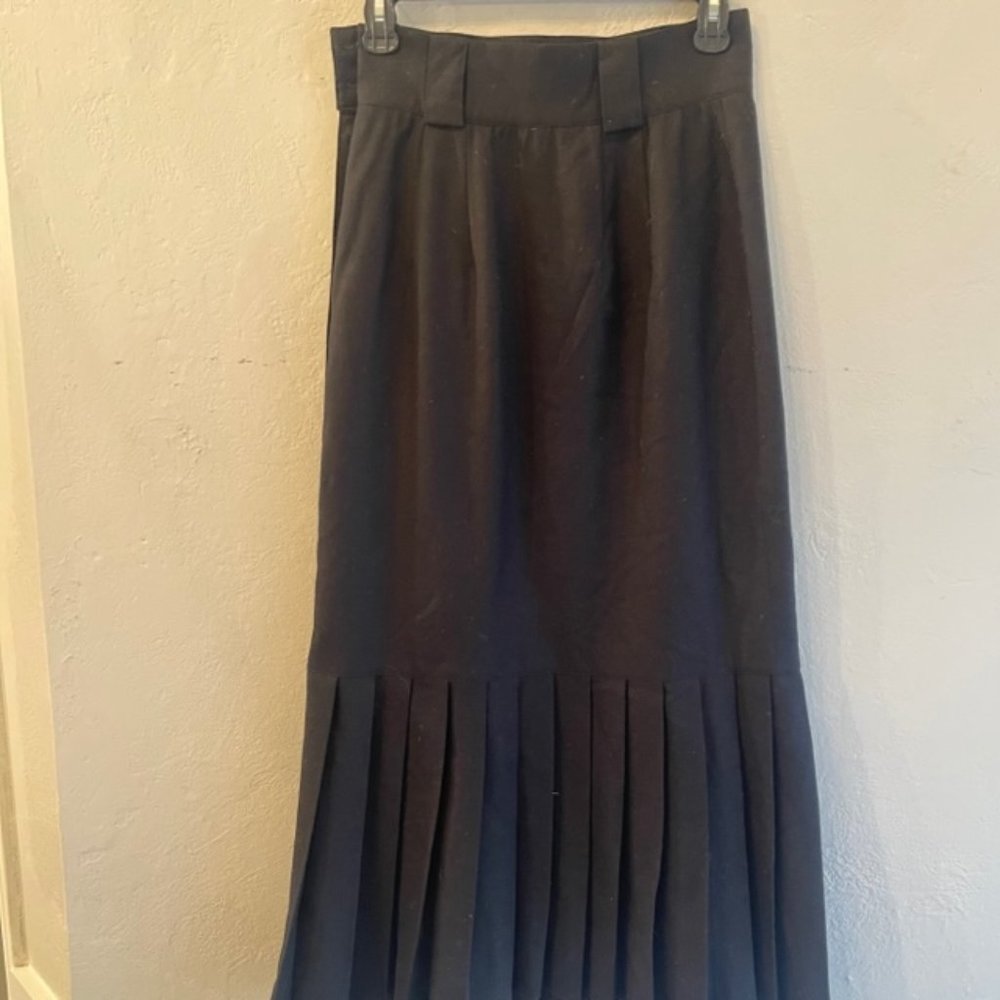 Karl Lagerfeld Wool Lined Black Skirt Size 6 (38)